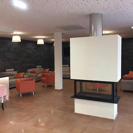 Devesa Gardens Campingplads 2*