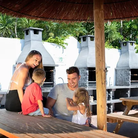 营地 Devesa Gardens 厄尔·萨洛