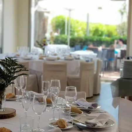 Кемпинг Devesa Gardens 2*